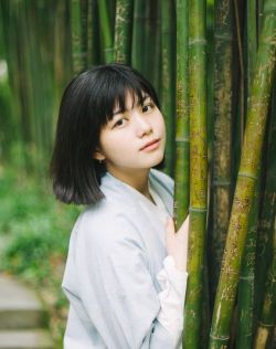 亚周色图欧美色图制服丝袜偷拍自拍网站